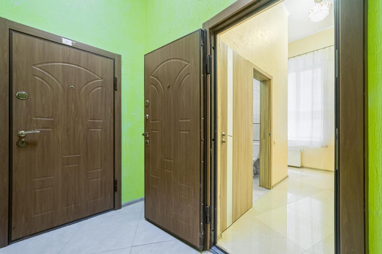 Apartment Near Deribasovskaya Οδησσός Εξωτερικό φωτογραφία